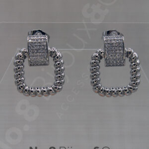 Xuping Gümüş Rengi Kare Formlu Burgu Detaylı Zirkon Taşlı Modern Küpe - Görsel 2