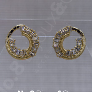 Xuping 14K Altın Rengi Baget Taşlı Özel Tasarım Sarmal Premium Küpe - Görsel 2