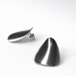 Modern Tasarım Xuping Gümüş Renk Damla Form Parlak Küpe - Görsel 1